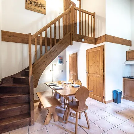 Les Fermes De Apartment *